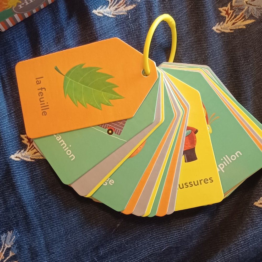 French/English 26 ring flash cards